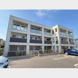 白鷺駅より徒歩16分 築2年6ヶ月 3階建の賃貸物件