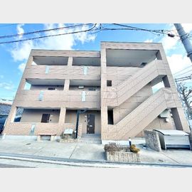 新金岡駅より徒歩12分 築12年5ヶ月 3階建の賃貸物件