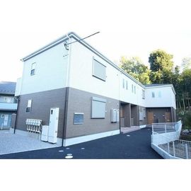 秋津駅より徒歩15分 築4年1ヶ月 2階建の賃貸物件