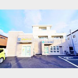 東伏見駅より徒歩13分 築2年3ヶ月 3階建の賃貸物件