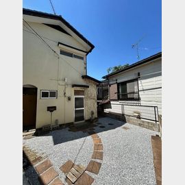 新秋津駅より徒歩8分 築47年8ヶ月 2階建の賃貸物件