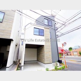 花小金井駅より徒歩16分 築2年10ヶ月 3階建の賃貸物件