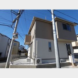 新秋津駅より徒歩8分 築6年3ヶ月 2階建の賃貸物件