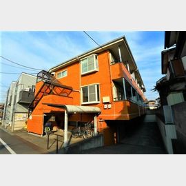 花小金井駅よりバス8分 築35年2ヶ月 2階建の賃貸物件