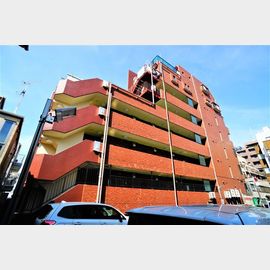 清瀬駅より徒歩1分 築26年4ヶ月 8階建の賃貸物件