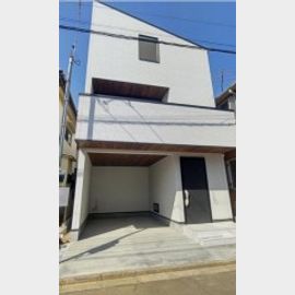 新座駅より徒歩25分 築1年4ヶ月 3階建の賃貸物件