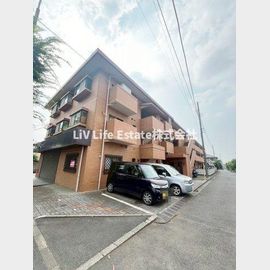 清瀬駅より徒歩17分 築37年8ヶ月 3階建の賃貸物件