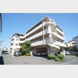 伊丹駅よりバス20分 4階 築36年11ヶ月の賃貸物件