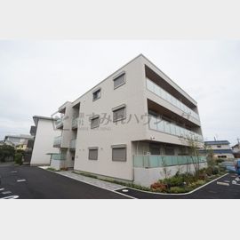シャーメゾンＰｌｕｍｅｒｉａ 3階 築4年9ヶ月の賃貸物件