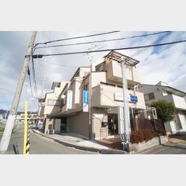 中山寺駅より徒歩8分 築34年 3階建の賃貸物件