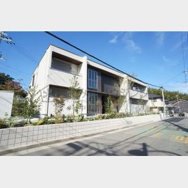 宝塚駅より徒歩10分 1階 新築の賃貸物件