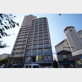 宝塚南口駅より徒歩7分 築17年5ヶ月 13階建の賃貸物件