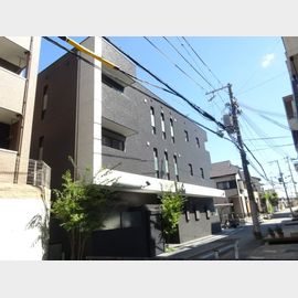 清荒神駅より徒歩5分 築14年 3階建の賃貸物件