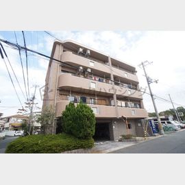 伊丹駅よりバス11分 築29年5ヶ月 4階建の賃貸物件