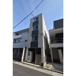 鶴舞駅より徒歩9分 築9年7ヶ月 4階建の賃貸物件