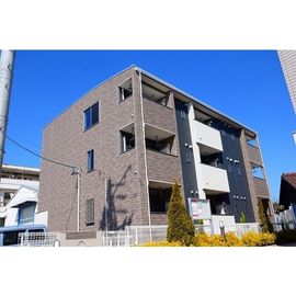 本星崎駅より徒歩10分 築8年8ヶ月 3階建の賃貸物件