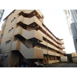 上飯田駅より徒歩3分 5階 築40年の賃貸物件