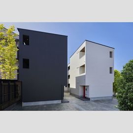 金屋駅より徒歩5分 築4年8ヶ月 3階建の賃貸物件