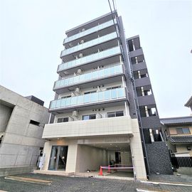 平安通駅より徒歩3分 築1年8ヶ月 7階建の賃貸物件