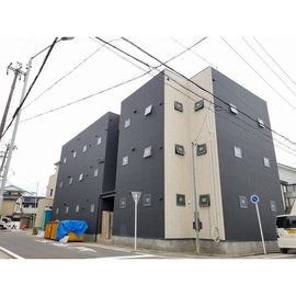 豊田本町駅より徒歩2分 築7年4ヶ月 3階建の賃貸物件