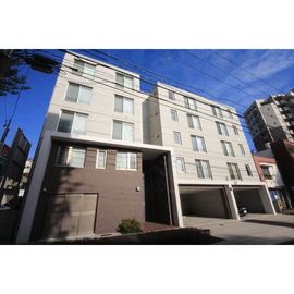 覚王山駅より徒歩9分 築6年4ヶ月 5階建の賃貸物件