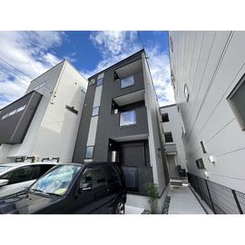 中村公園駅より徒歩9分 築1年7ヶ月 3階建の賃貸物件