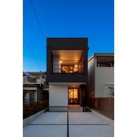 新守山駅より徒歩5分 築2年11ヶ月 2階建の賃貸物件