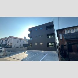 稲永駅より徒歩12分 築1年2ヶ月 3階建の賃貸物件