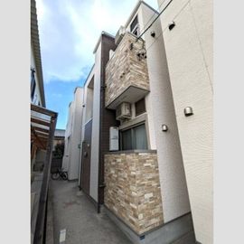 六番町駅より徒歩6分 築7年10ヶ月 2階建の賃貸物件