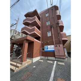 春田駅より徒歩2分 築24年9ヶ月 4階建の賃貸物件