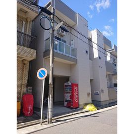 平安通駅より徒歩7分 2階 築14年3ヶ月の賃貸物件