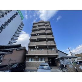 浅間町駅より徒歩11分 3階 築24年の賃貸物件