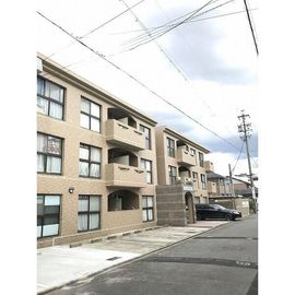 スーリヤ庄内通の賃貸物件