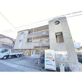 本山駅より徒歩9分 3階 築39年3ヶ月の賃貸物件