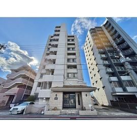 烏森駅より徒歩2分 8階 築14年9ヶ月の賃貸物件