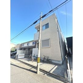 レジデンスリサ 2階 築9年11ヶ月の賃貸物件