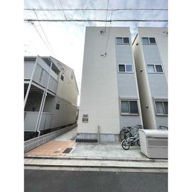 本陣駅より徒歩9分 築5年6ヶ月 3階建の賃貸物件