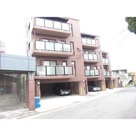 アルカディア１０ 3階 築18年10ヶ月の賃貸物件