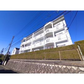 一社駅より徒歩9分 3階 築42年3ヶ月の賃貸物件