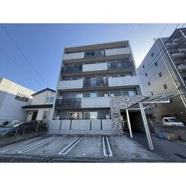 尾頭橋駅より徒歩19分 1階 築7年4ヶ月の賃貸物件