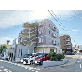 ウイステリアパレス 2階 築31年10ヶ月の賃貸物件