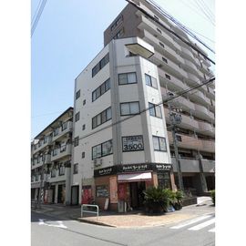 ワールドフラッグ金山 5階 築31年10ヶ月の賃貸物件