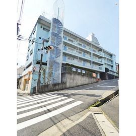 一社駅より徒歩13分 3階 築49年2ヶ月の賃貸物件