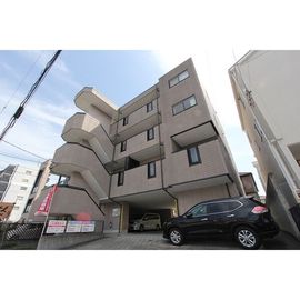 WealthCrane 2階 築23年7ヶ月の賃貸物件