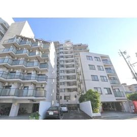 新栄町駅より徒歩8分 4階 築33年の賃貸物件