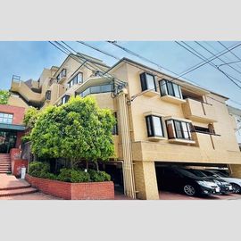 本山駅より徒歩9分 6階 築40年7ヶ月の賃貸物件