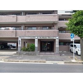 藤が丘駅より徒歩22分 1階 築26年8ヶ月の賃貸物件