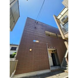 カーサドマーニ 2階 築18年の賃貸物件