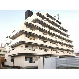 尼ケ坂駅より徒歩1分 1階 築40年の賃貸物件