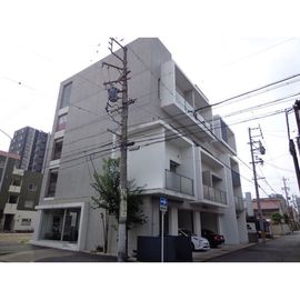 平安通駅より徒歩6分 4階 築18年3ヶ月の賃貸物件